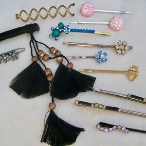 Mix Lot of Hair Pins & Clips.
